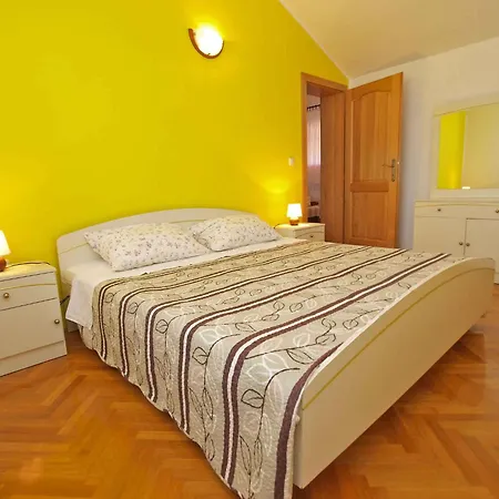 Appartement With A - C In Rovinj-istrien 11887