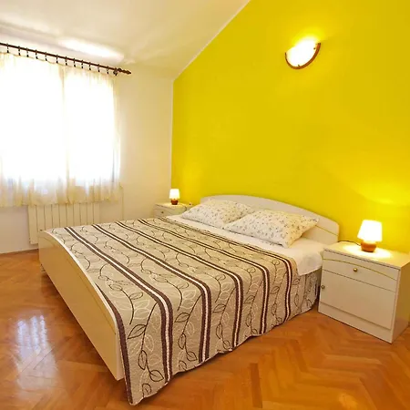 With A - C In Rovinj-istrien 11887 Appartement