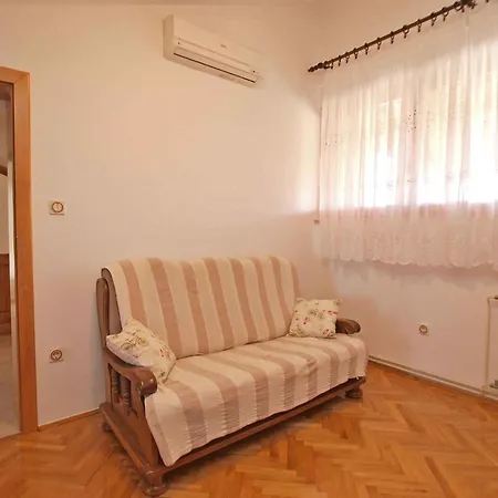 With A - C In Rovinj-istrien 11887 Appartement *