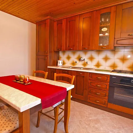 With A - C In Rovinj-istrien 11887 Appartement
