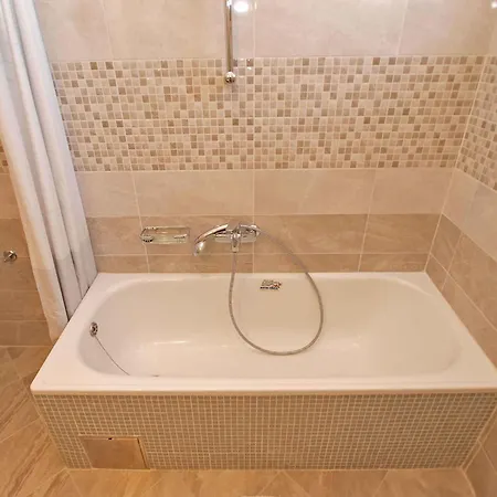 With A - C In Rovinj-istrien 11887 Rovinj